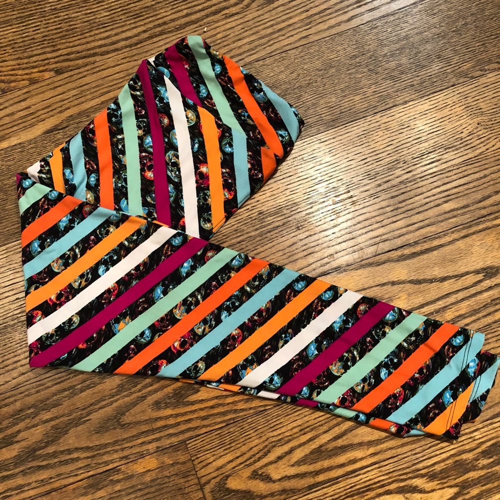TC Skull Leggings lularoe